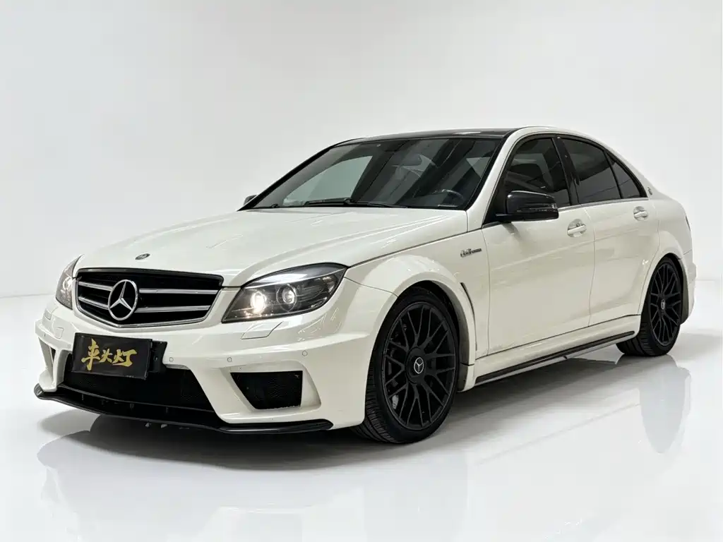Mercedes-Benz C-Class AMG 2011 — фото 1