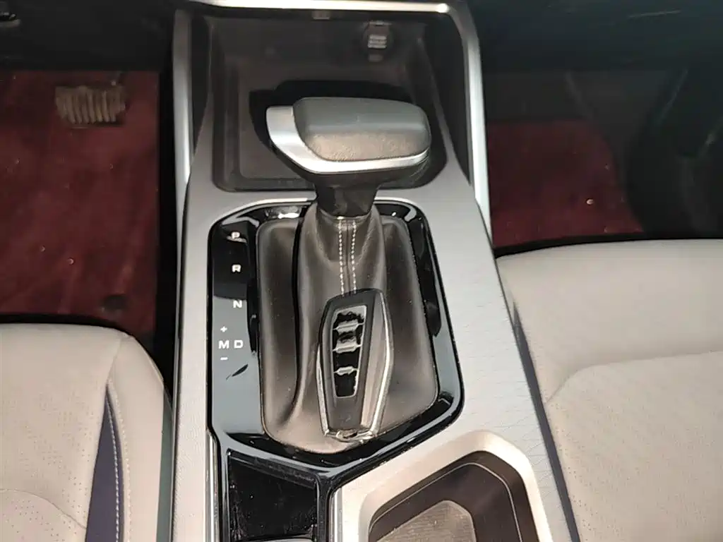 Geely Emgrand 2023 — фото 14