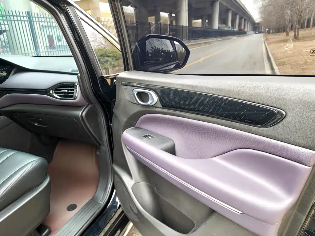 GAC Trumpchi M6 2024 — фото 12