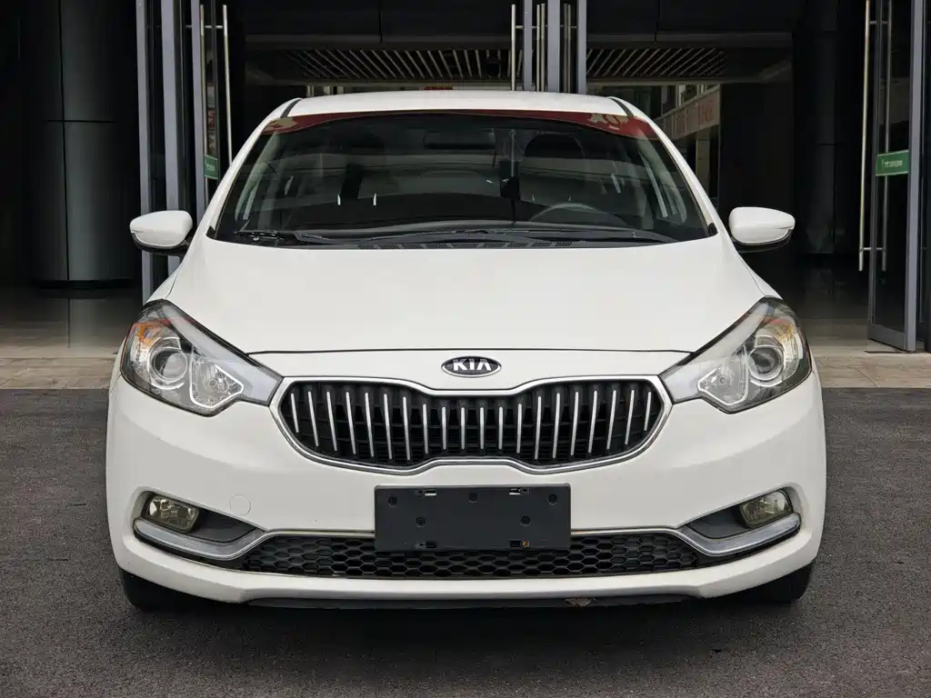 Kia K3 2015 — фото 2