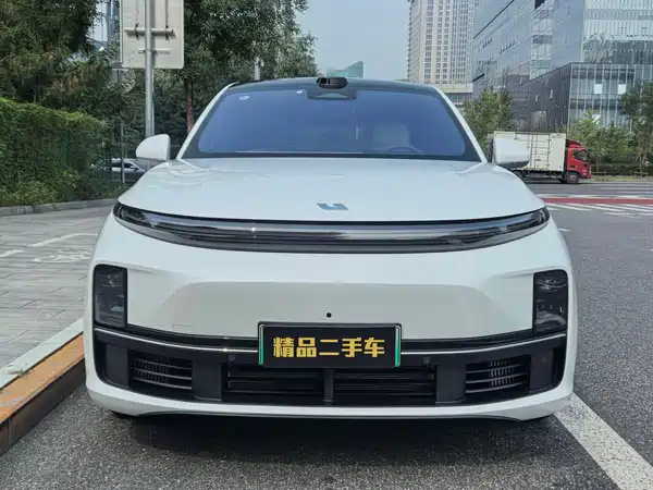 Li Auto L7 2025