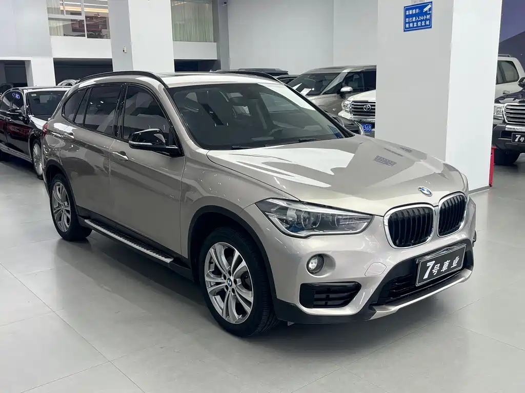 BMW X1 2019 — фото 3