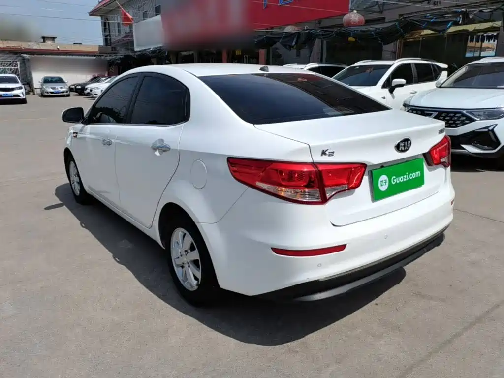 Kia K2 2015