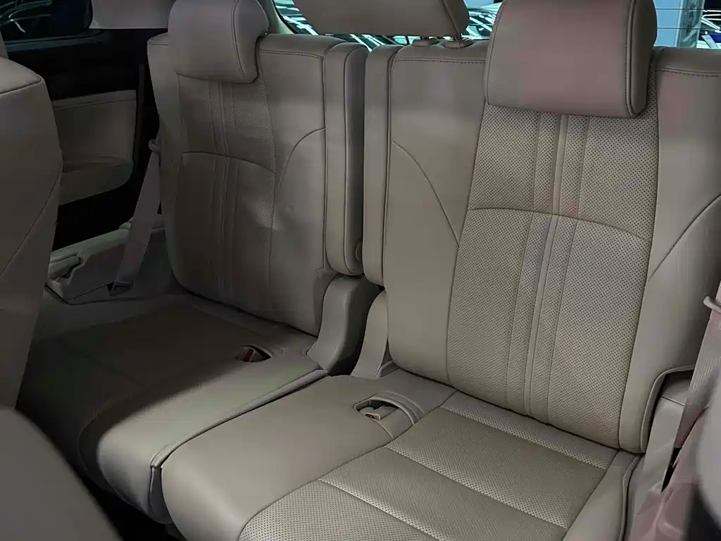 Toyota Vellfire 2021 — фото 10