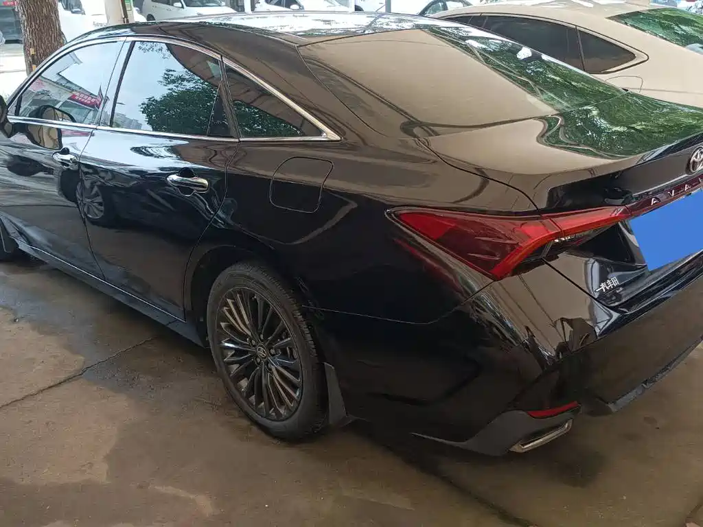 Toyota Avalon 2020 — фото 15
