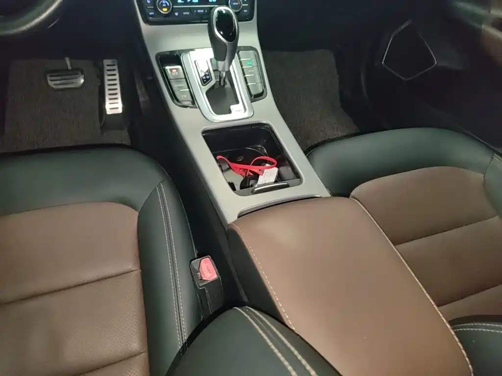 Geely Emgrand GS 2019 — фото 14