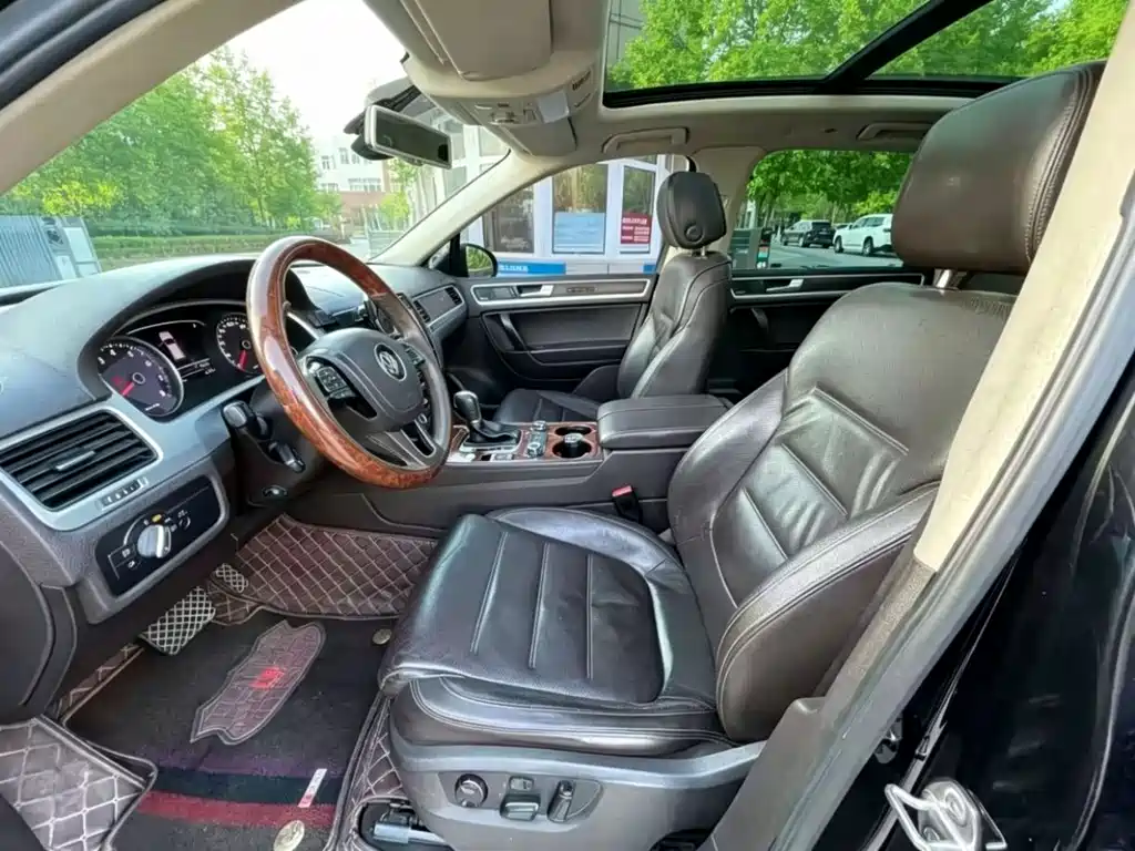 Volkswagen Touareg 2013