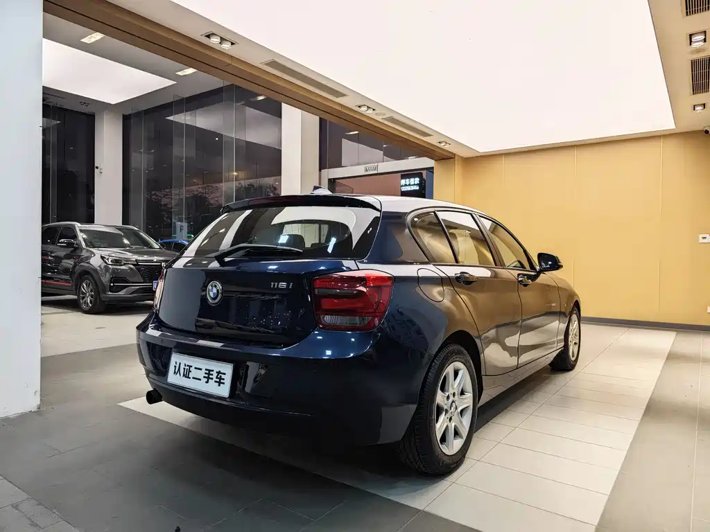 BMW 1 Series 2013 — фото 28