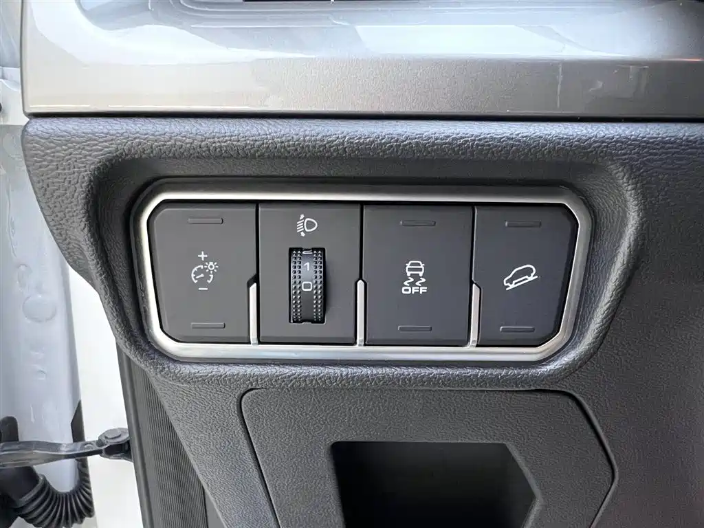 Haval H6 2023 — фото 10