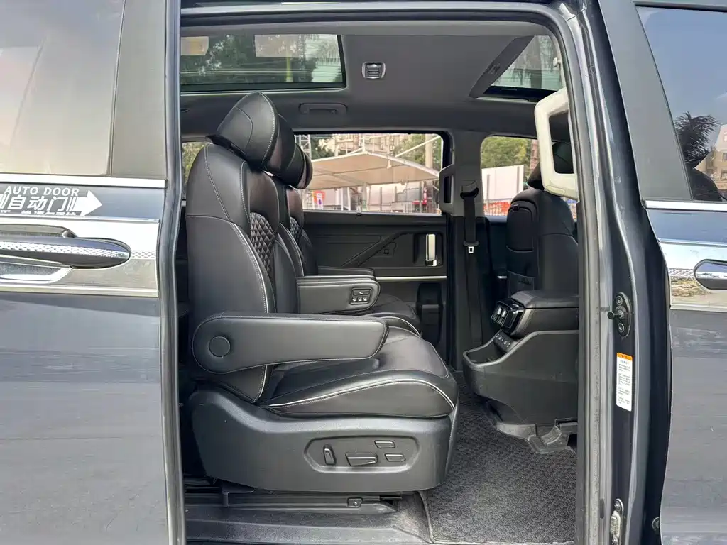 Hyundai Custo 2022 — фото 11