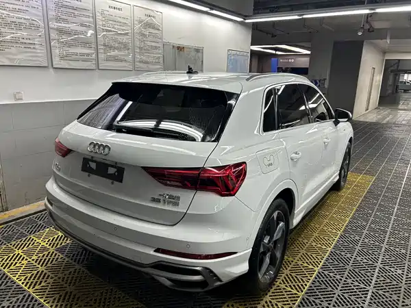 Audi Q3 2022
