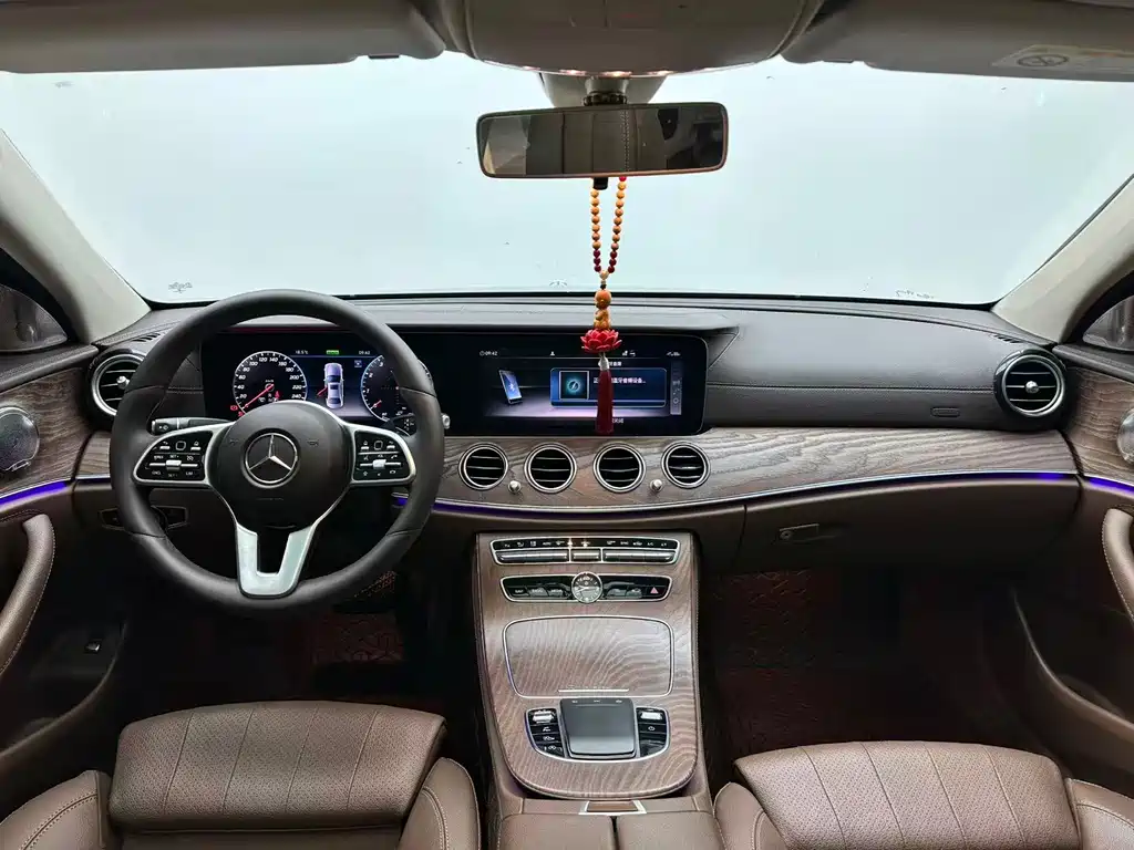 Mercedes-Benz E-Class 2020 — фото 8