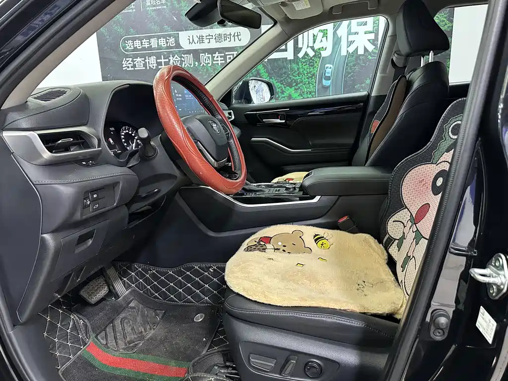 Toyota Highlander 2024 — фото 10