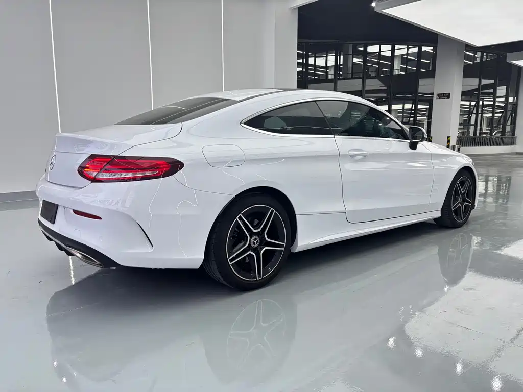 Mercedes-Benz C-Class 2020 — фото 18