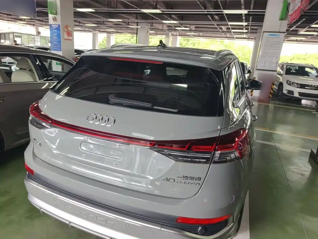 Audi Q4 e-tron 2023