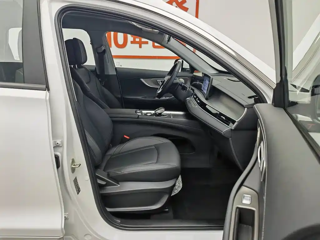 Chery Tiggo 8 PRO 2025 — фото 23
