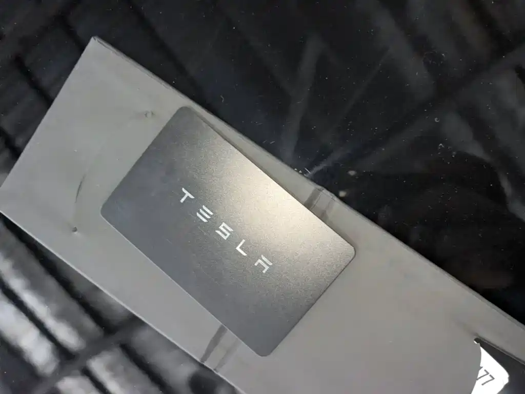 Tesla Model Y 2022 — фото 9