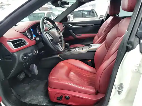 Maserati Ghibli 2018