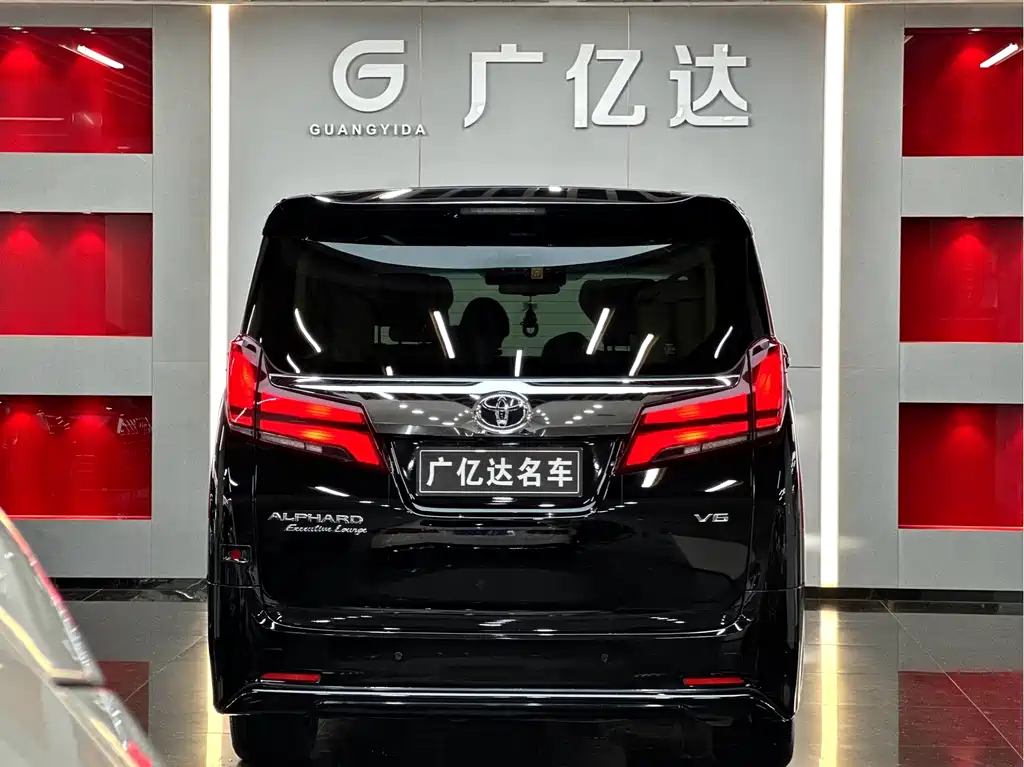 Toyota Alphard 2019 — фото 27