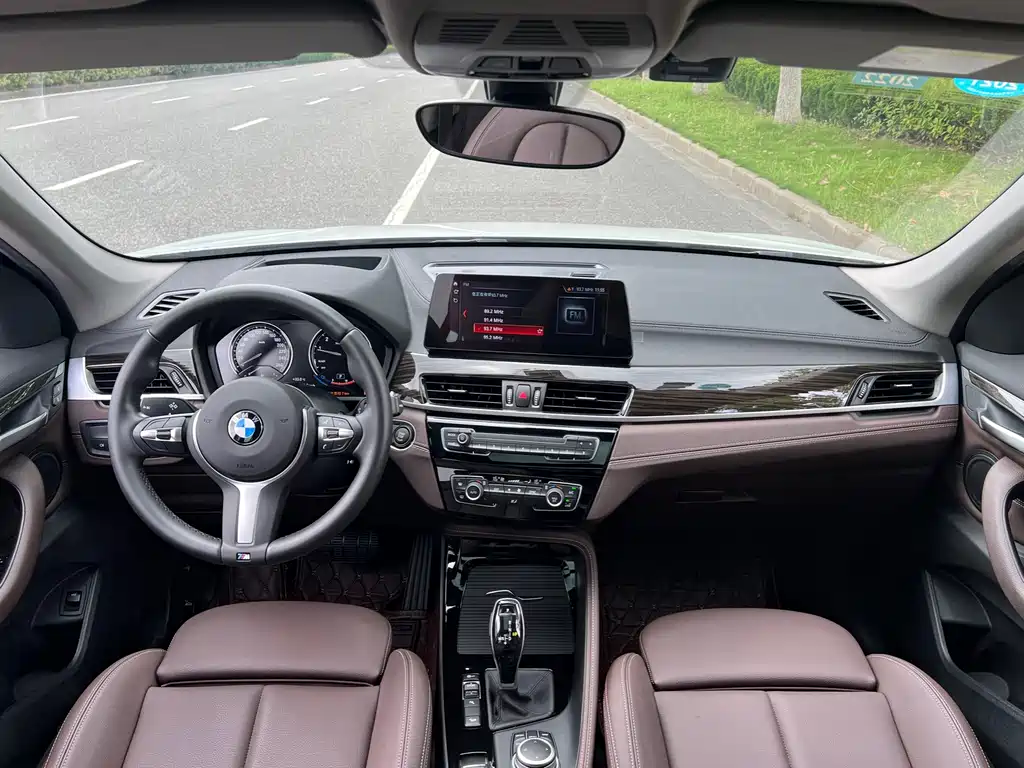 BMW X1 2020 — фото 10