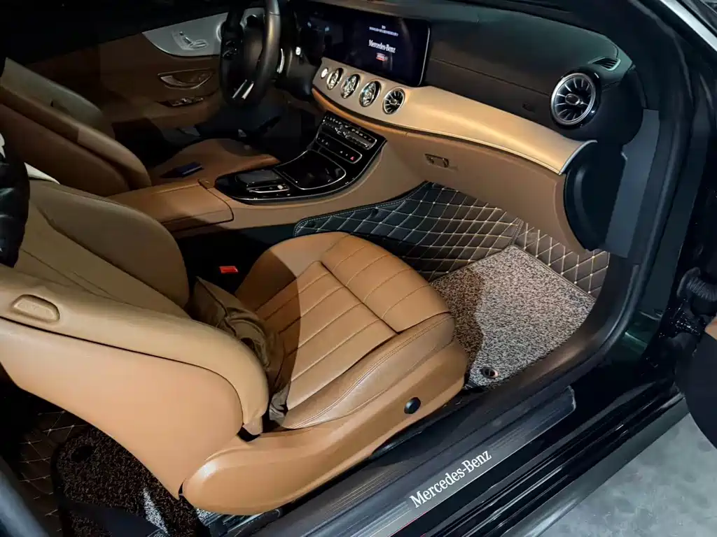 Mercedes-Benz E-Class 2022 — фото 4