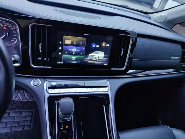 GAC Trumpchi M8 2021
