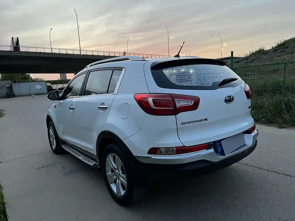 Kia Sportage 2013 — фото 17