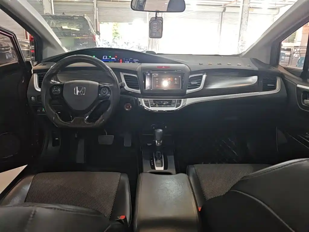 Honda Jade 2019 — фото 10