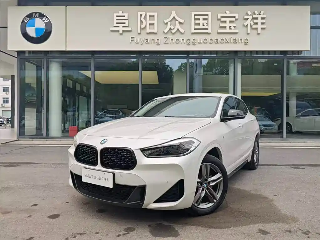 BMW X2 2023 — фото 1