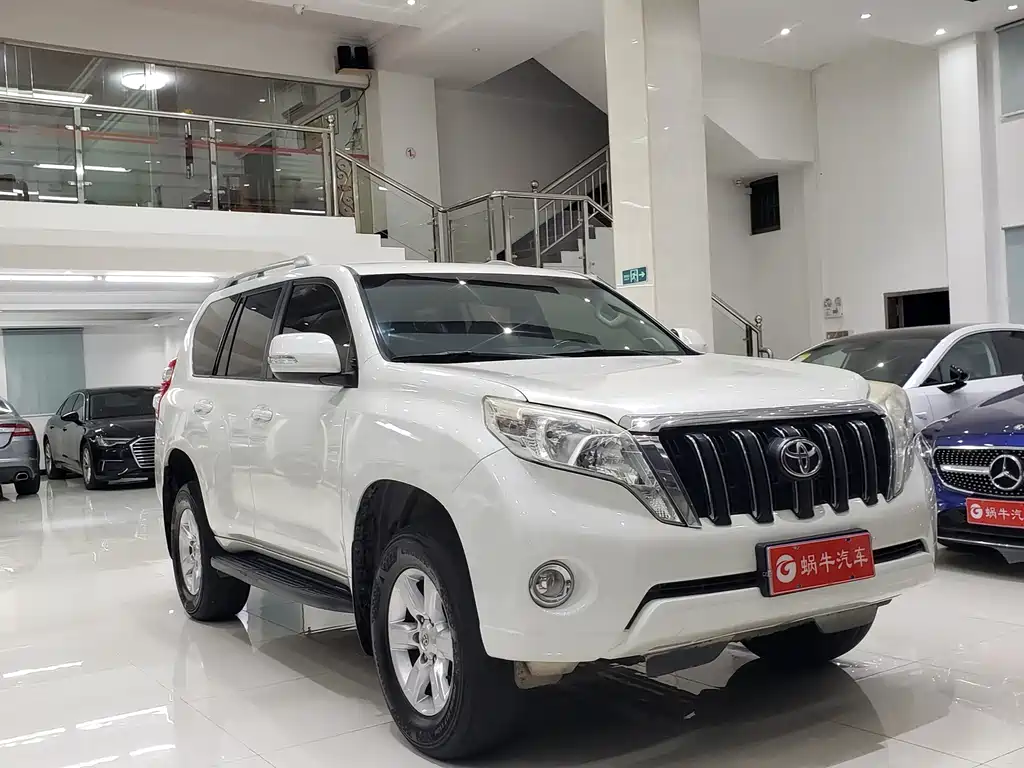 Toyota Prado 2017 — фото 3