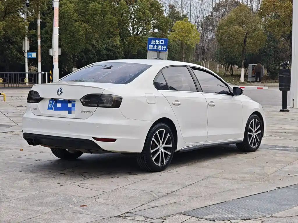 Volkswagen Sagitar 2015 — фото 15