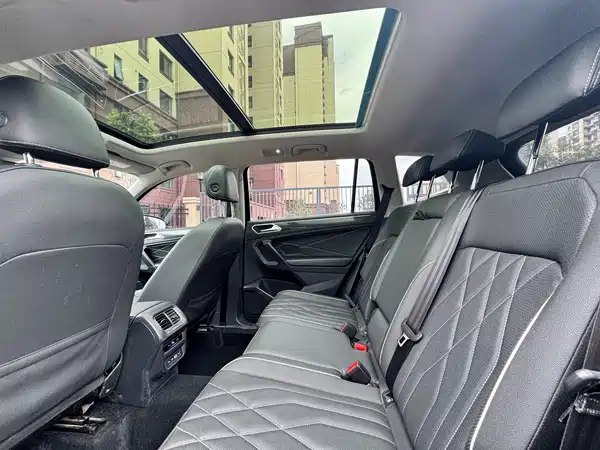 Volkswagen Tiguan L 2023