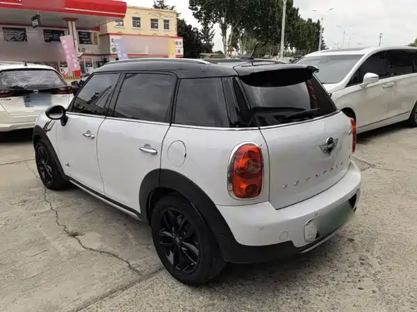 MINI Countryman 2015