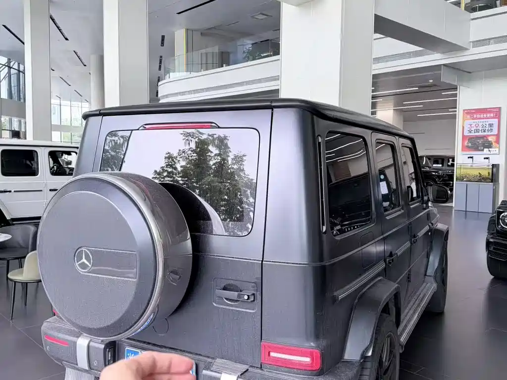 Mercedes-Benz G-Class 2024