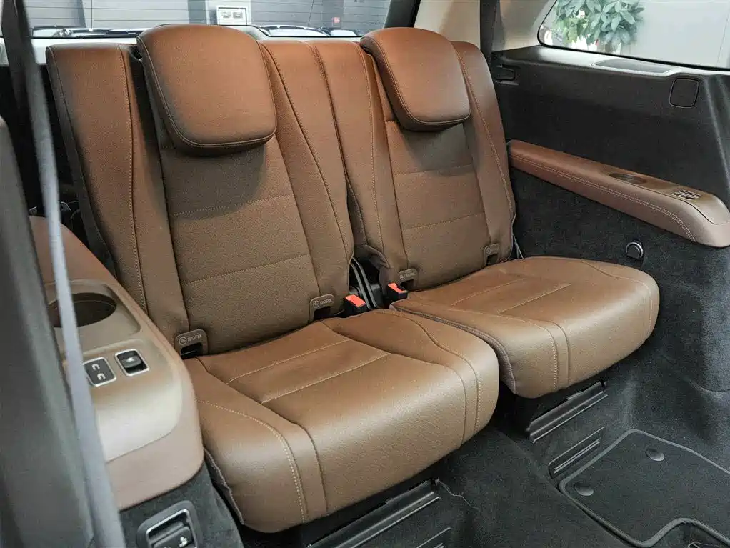 Mercedes-Benz GLS 2024 — фото 14