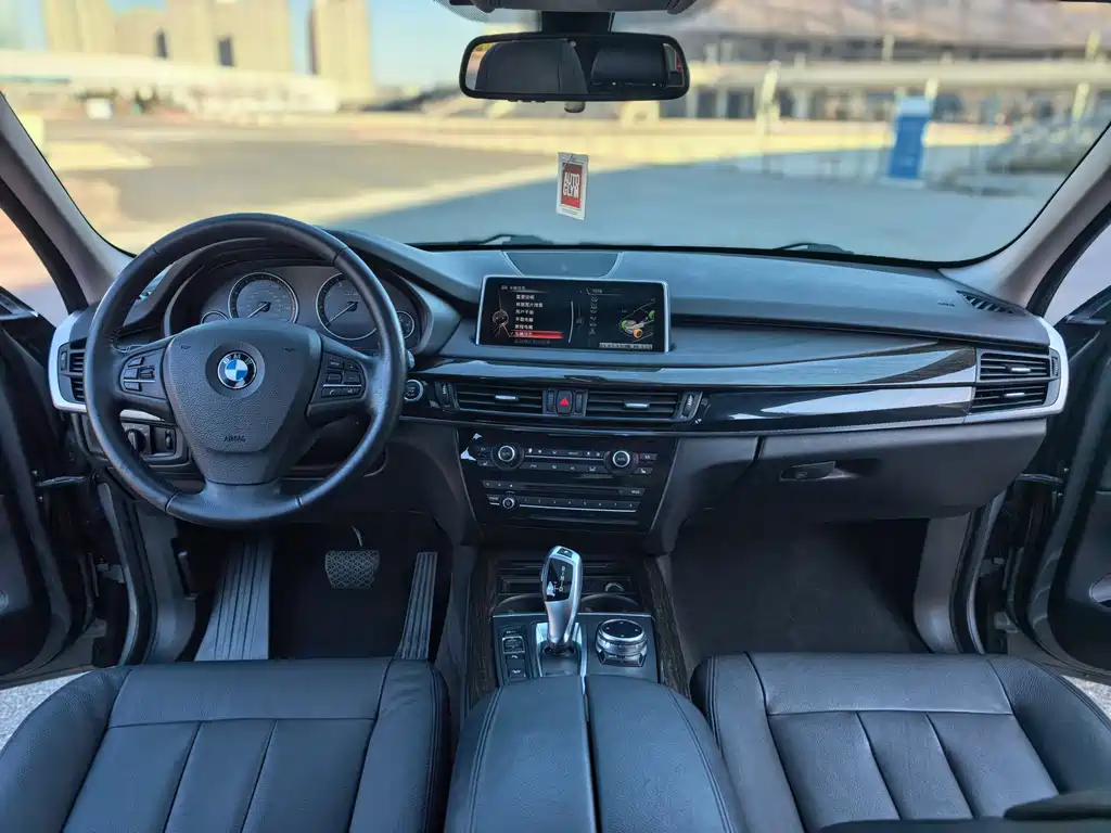 BMW X5 2016 — фото 14