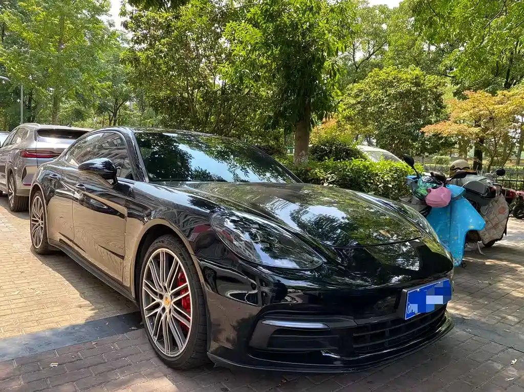 Porsche Panamera 2017 — фото 3