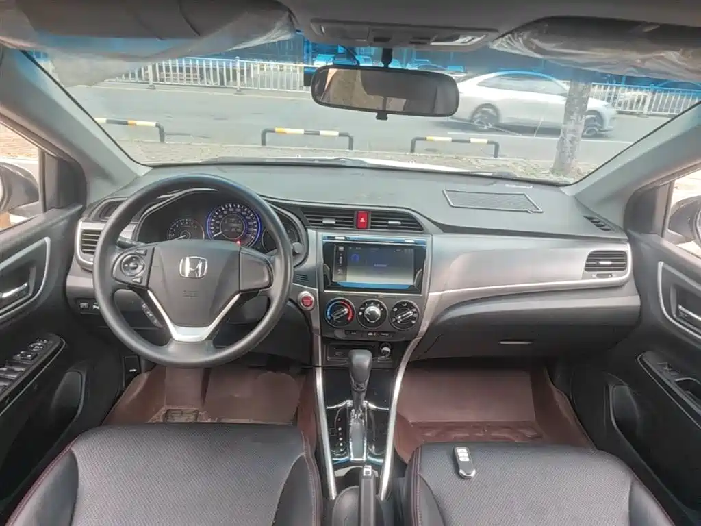Honda Crider 2016 — фото 10