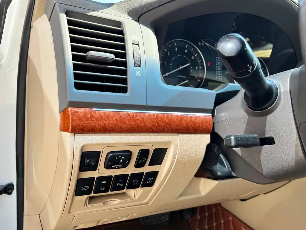 Toyota Land Cruiser 2015 — фото 14