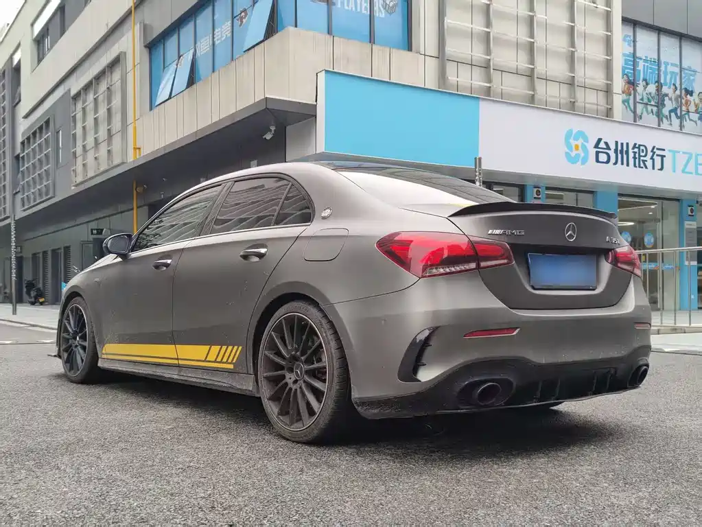 Mercedes-Benz A-Class AMG 2022 — фото 15