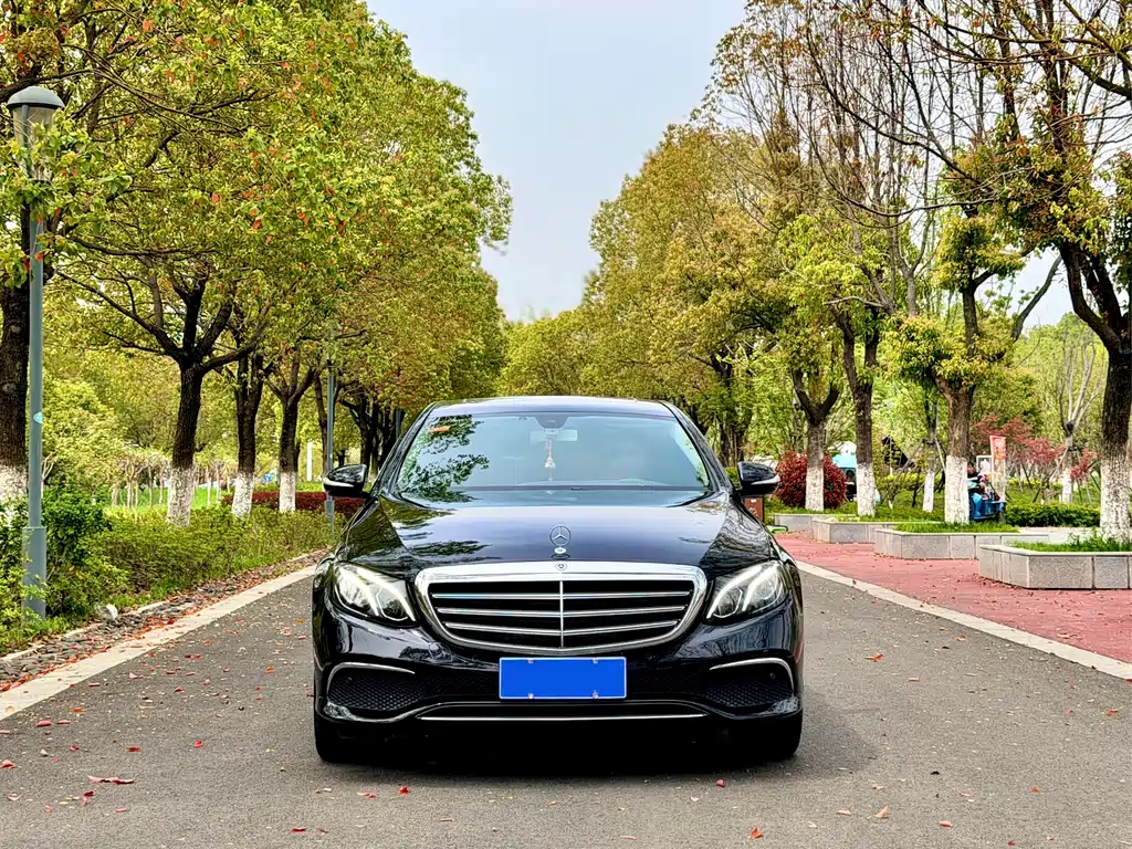 Mercedes-Benz E-Class 2018 — фото 2