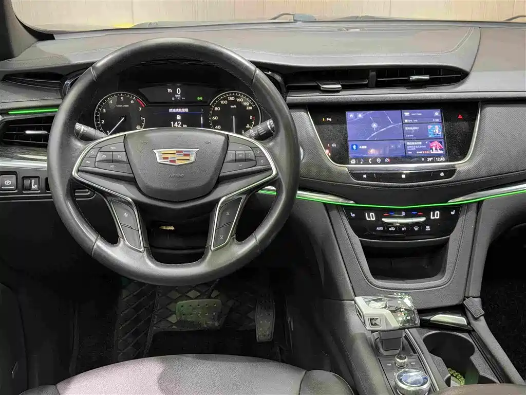 Cadillac XT5 2021 — фото 11