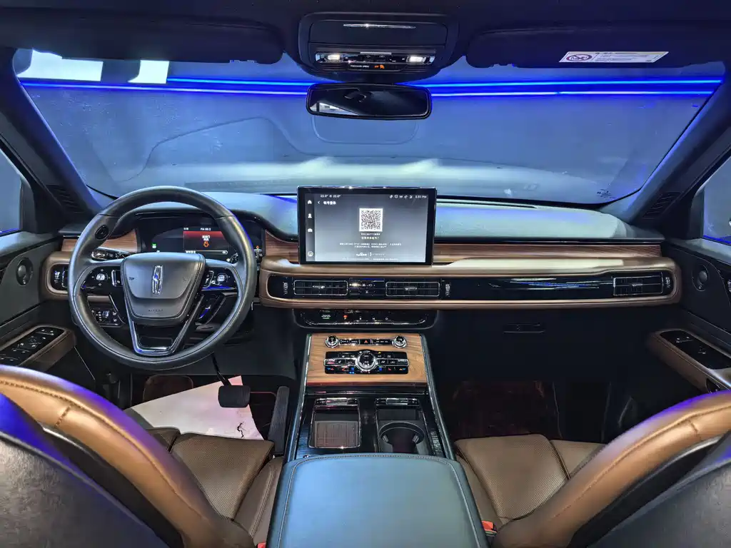 Lincoln Aviator 2020 — фото 10