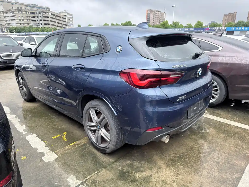 BMW X2 2021 — фото 11
