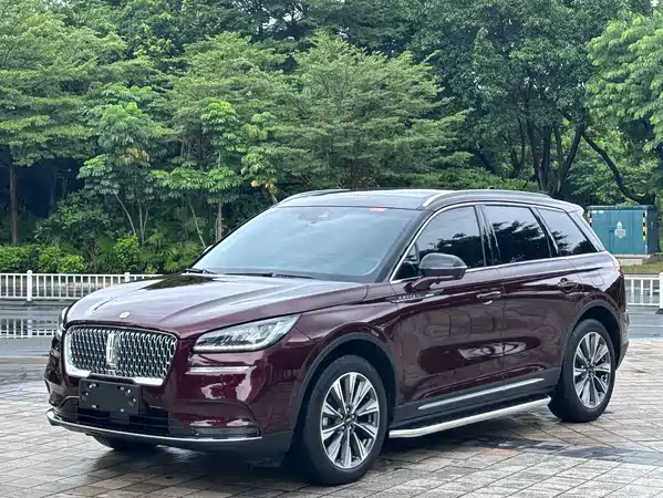 Lincoln Corsair 2021
