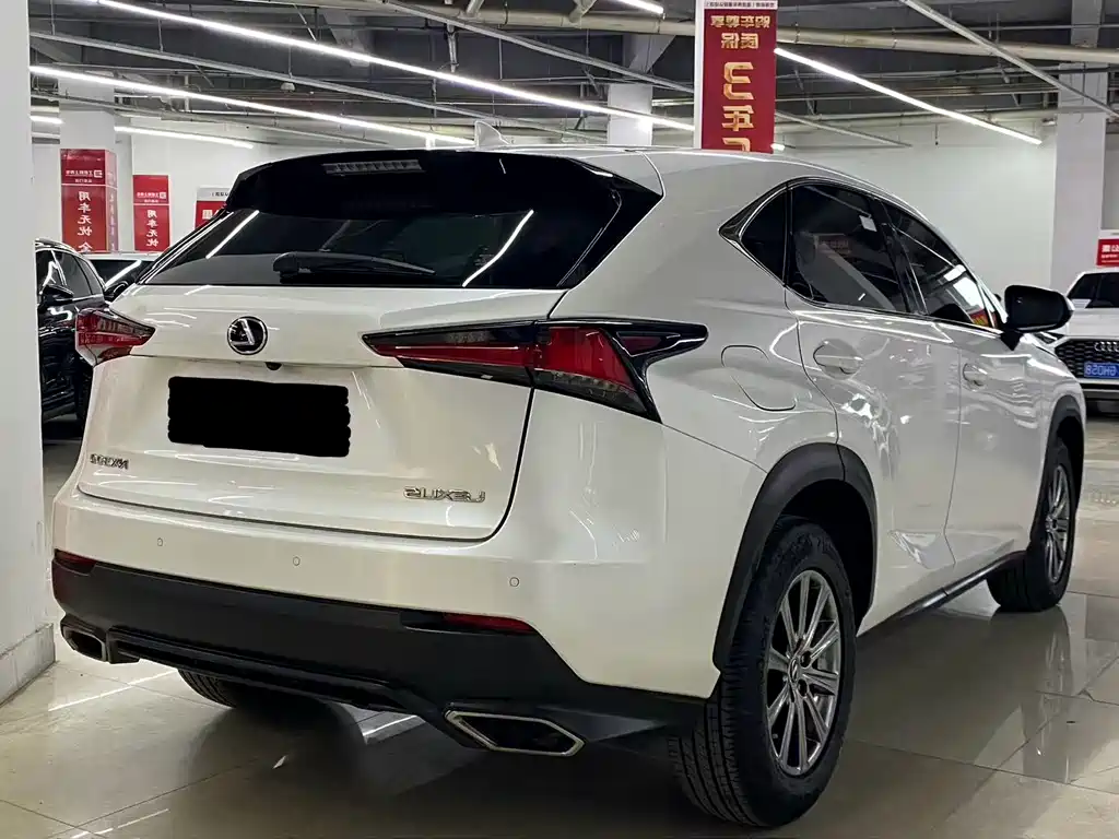 Lexus NX 2018 — фото 9