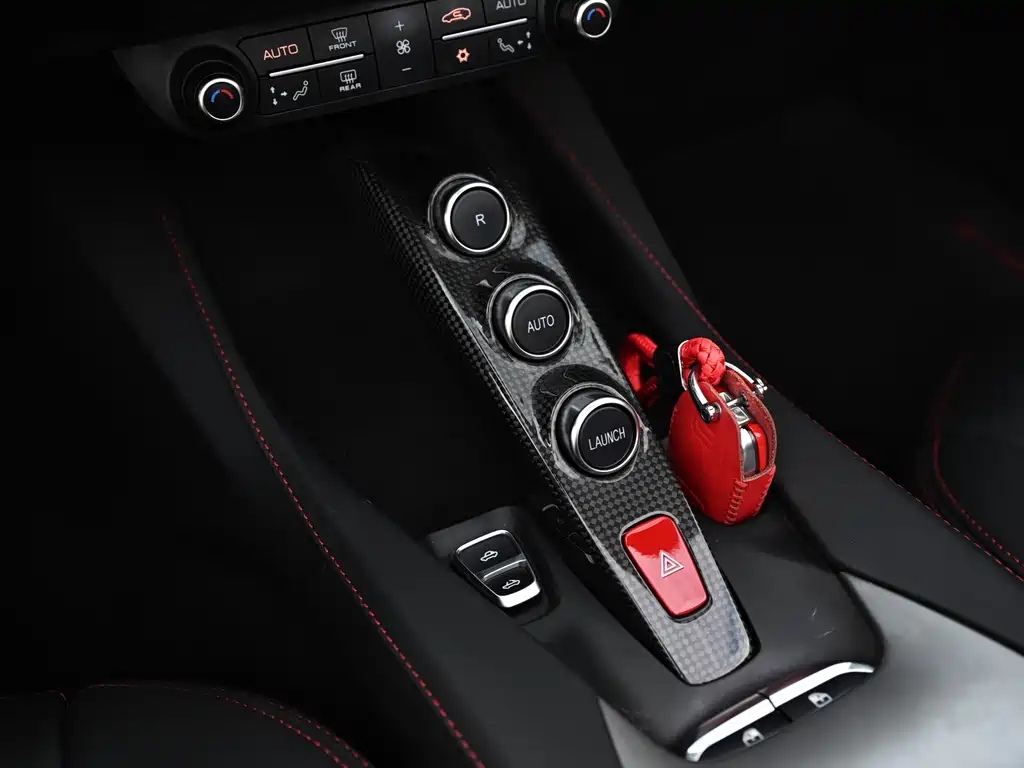 Ferrari Portofino 2023 — фото 13