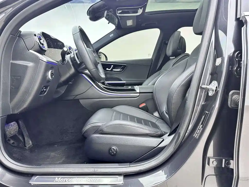 Mercedes-Benz C-Class 2022 — фото 13