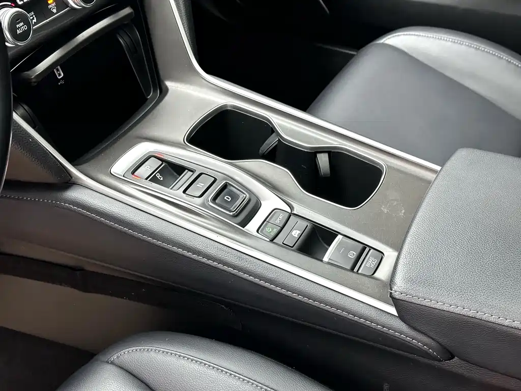 Honda Accord 2019 — фото 7