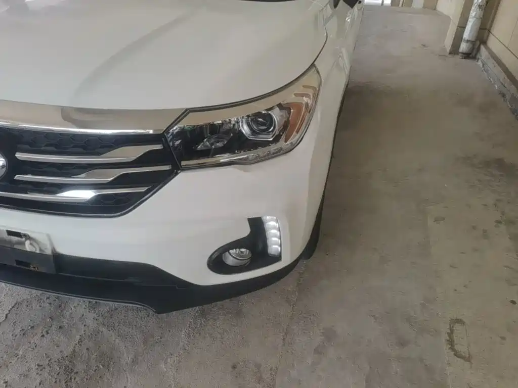 GAC Trumpchi GS4 2015 — фото 24